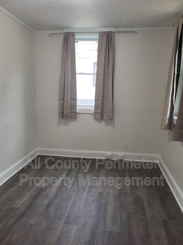 Photo - 3722 Piedmont Dr