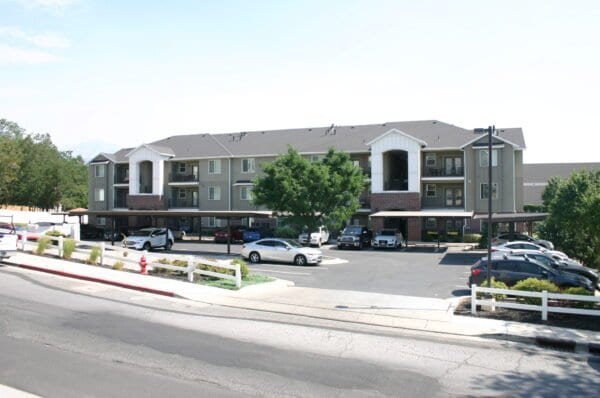 Building Photo - 1070 E Riches Ave