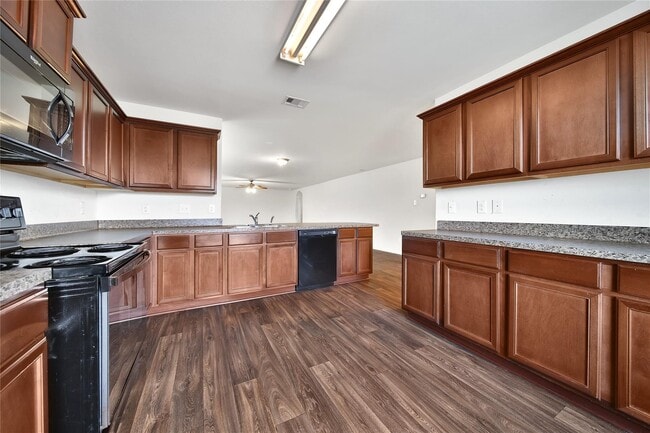 Photo - 2524 Watersail Dr