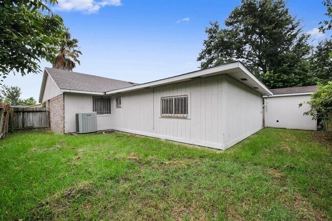 2811 Broad Haven Dr