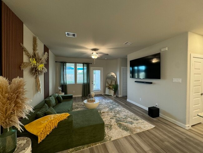 Building Photo - 5608 Madden Ln