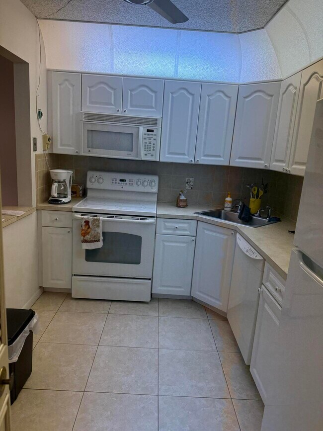 Photo - 133 Lake Pine Cir Unit B-1