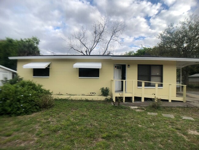 Photo - 3 bedroom one bath handy cap equipped