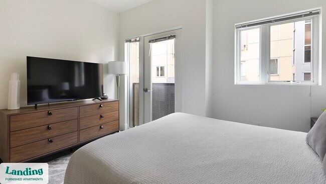 Photo - 1430 NW Pettygrove St Unit E205.1407502