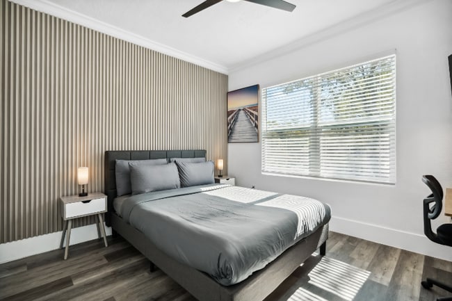 Photo - 806 E Chelsea St Unidad 4