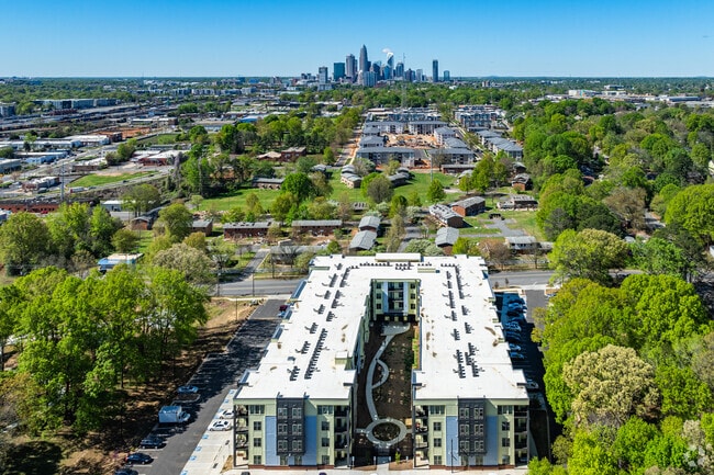 Photo - Gaston at North End