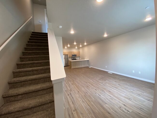 Photo - 3810 S 10th Ave