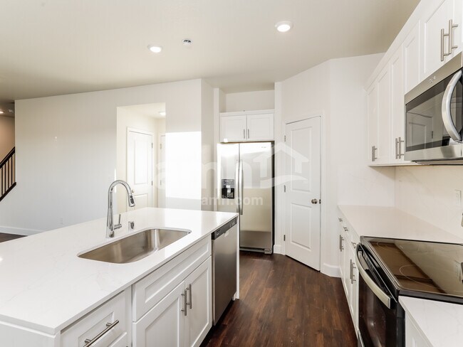 Photo - 1523 Inspiration Ln