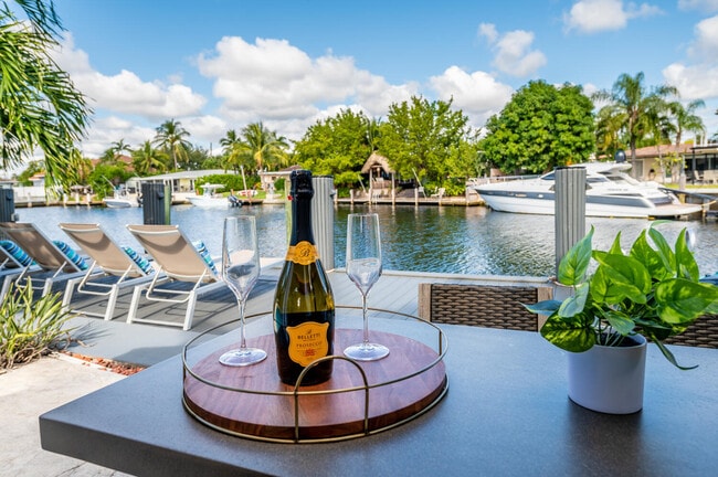 Photo - 1841 SE 6th St