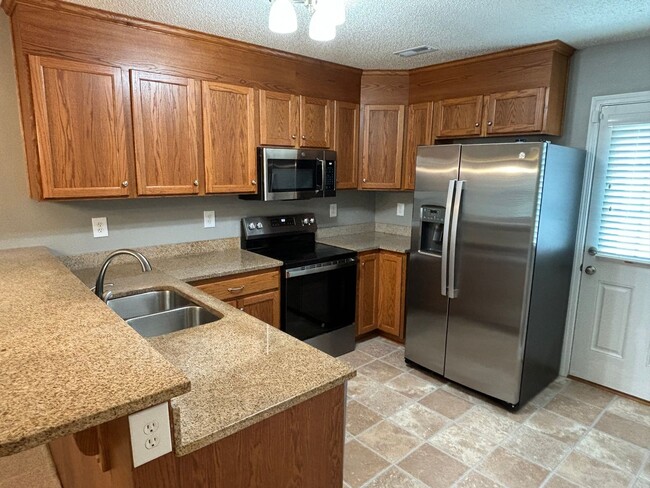 Photo - Vintage Place Townhome - 3BR/2BA