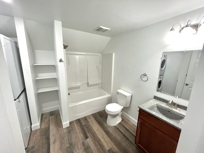 Photo - 2709 Raspberry St Unit 2