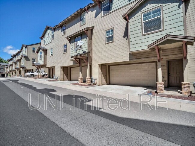 Photo - 2490 W Cripple Creek Dr Townhome