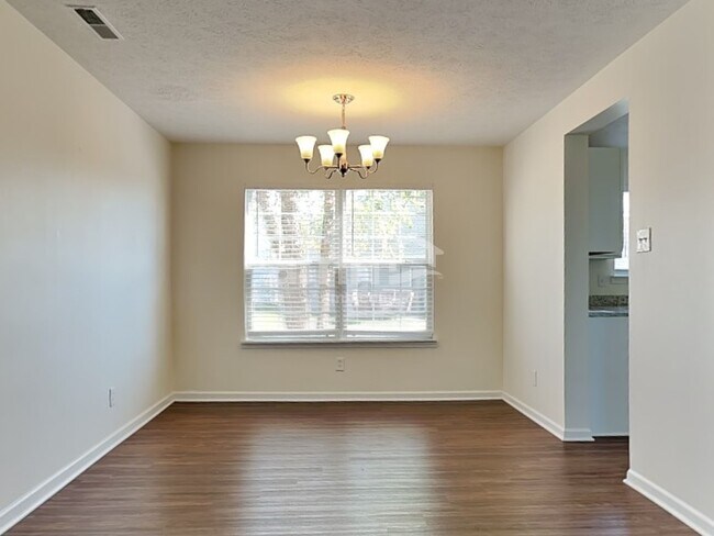 Photo - 8525 Morgan Dr