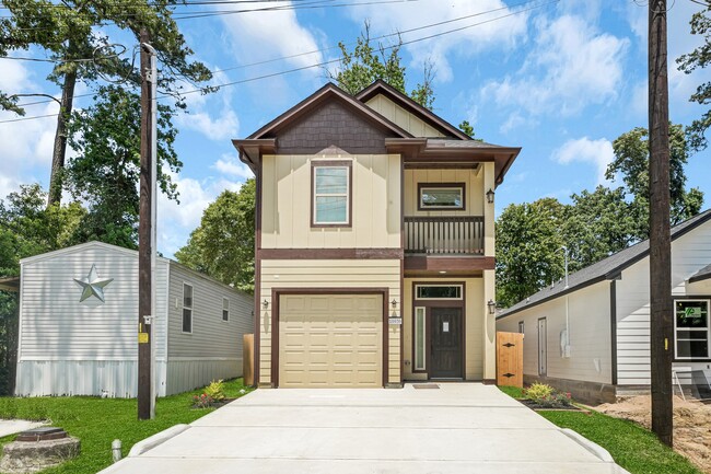 Building Photo - 16936 W Ivanhoe St Rental