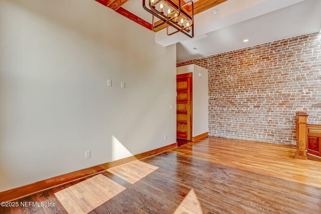 Photo - 122 E Duval St