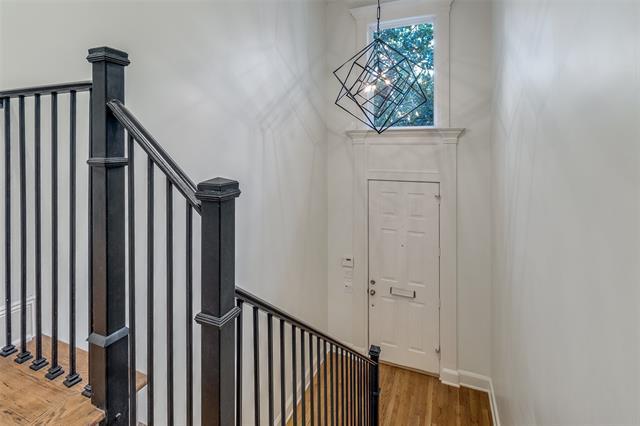 Photo - 3179 Armstrong Ave