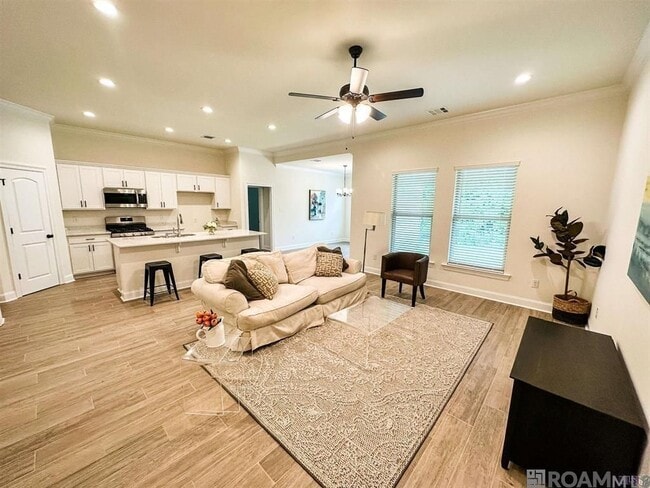 Photo - 10904 Maitland Ave