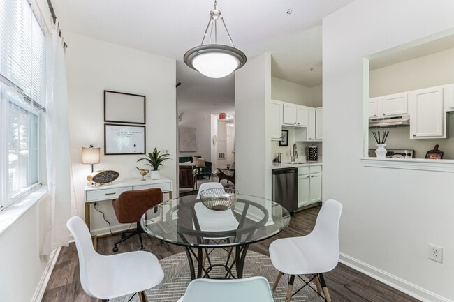 Photo - Cumberland Crossing