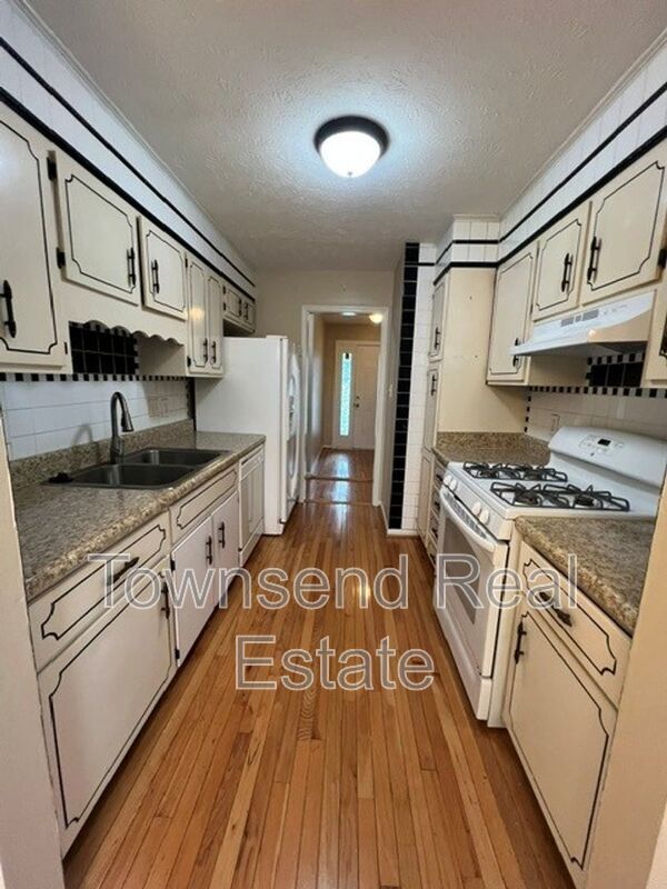 Photo - 5214 Rockingham Rd