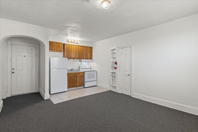 Photo - 33 S Iowa Ave Unit C5