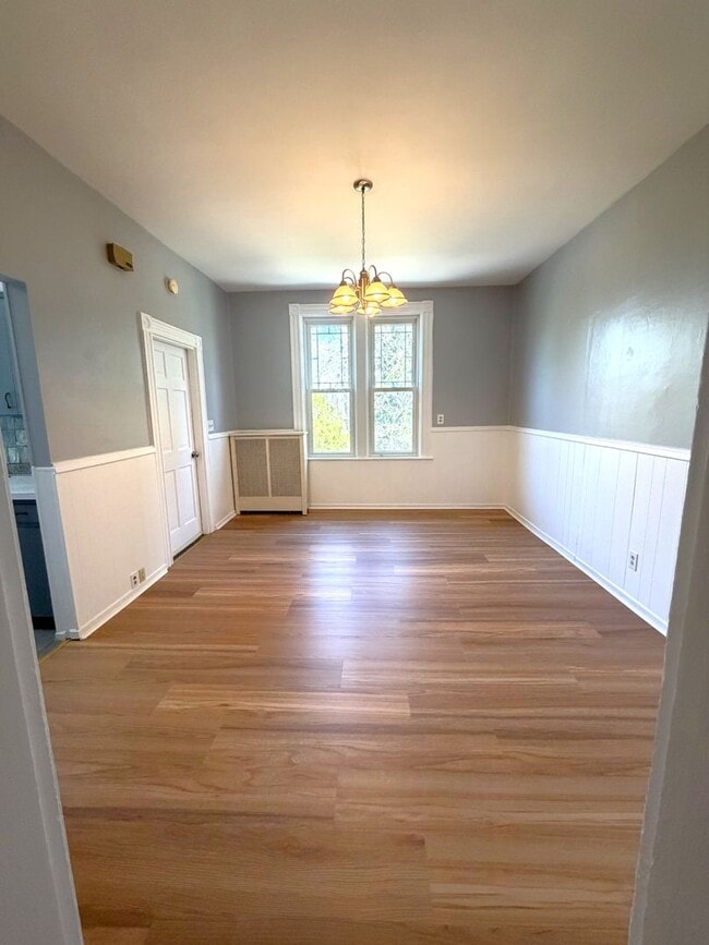 Photo - 395 S Main St Unidad 2