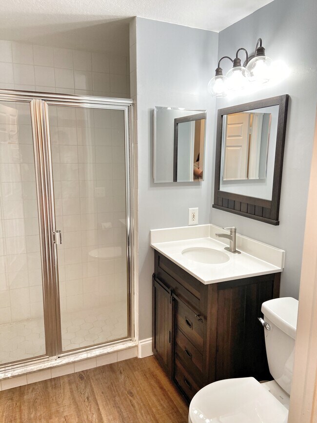 bathroom 2 with shower - 1096 Woodshire Ln Unit C103