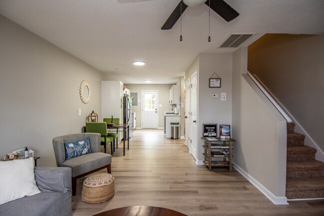 Photo - 88 Shoreline Dr