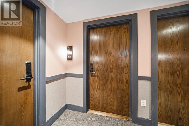 Photo - 2782 Barton St E Unit 516