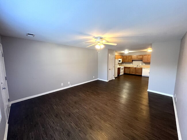 9103 Pembroke Oak Grove Rd Unit 4A