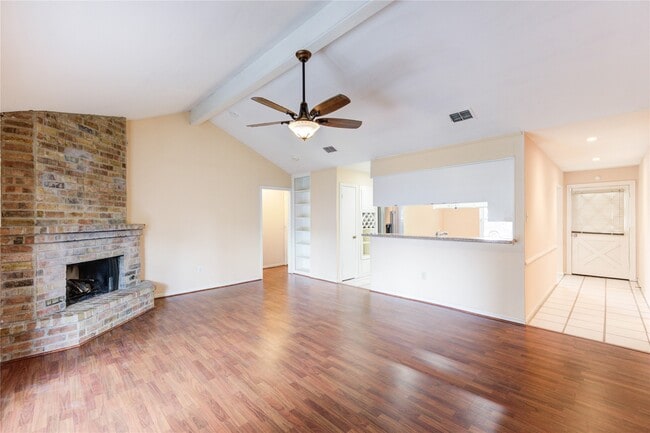 Photo - 5711 Weeping Willow Rd