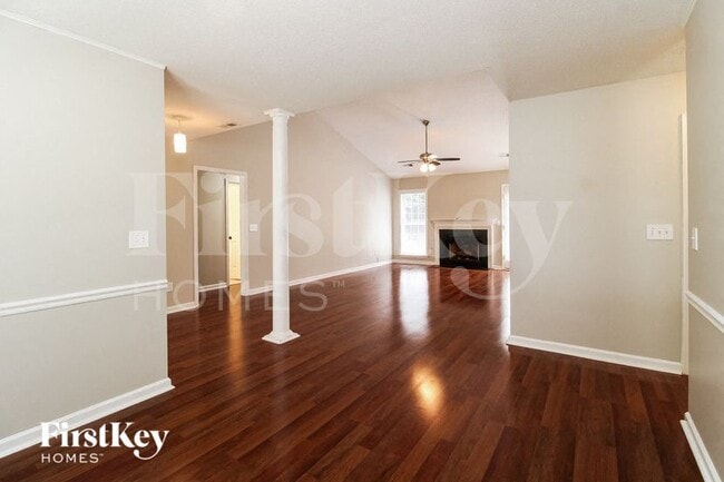 Photo - 12 Montford Ct