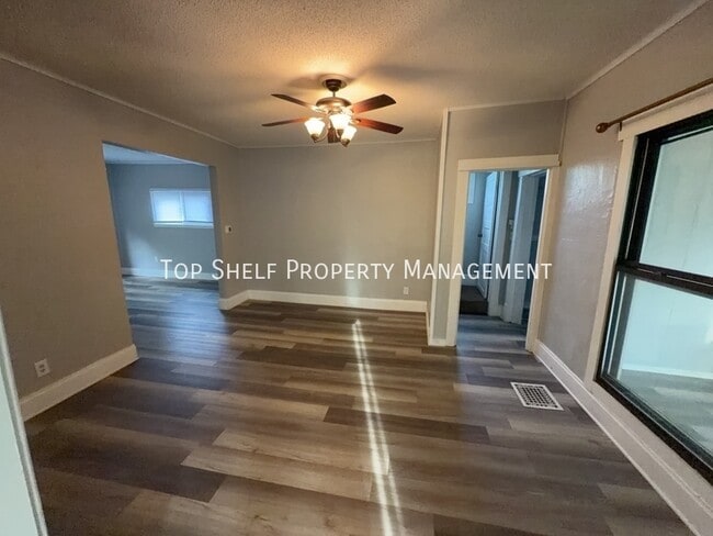 Photo - 1215 Guthrie Ave