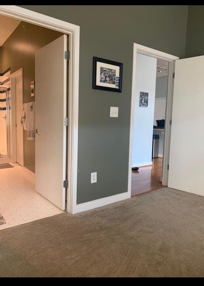 Photo - 2125 Southend Dr Unit 238