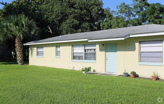 Kingswood Apartments