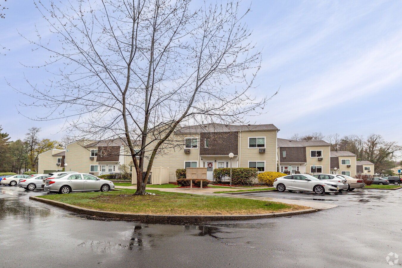 Middlewood Apartments - Middlewood Apartments