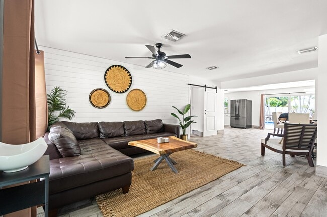 Photo - 19165 SE Homewood Ave