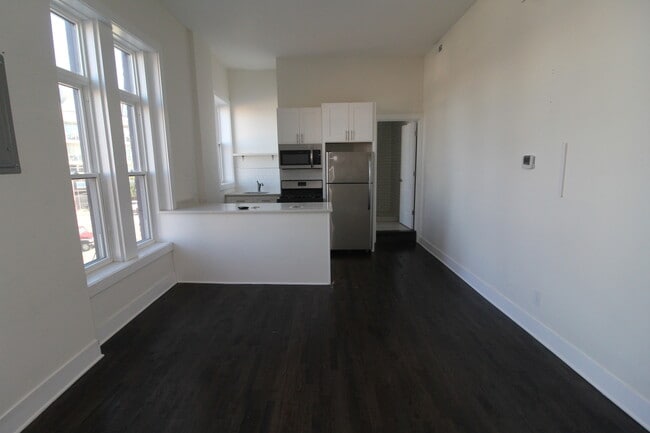 Photo - 2362 N Clybourn Ave Unit 2R