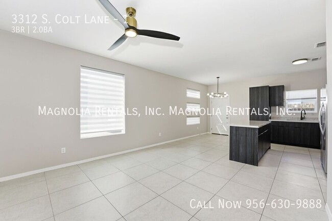 Photo - 3312 S Colt Ln Unidad 1