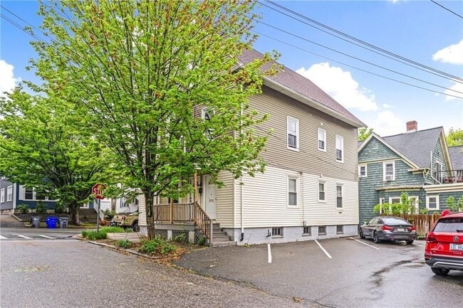 Photo - 2 Poplar St Unit 1