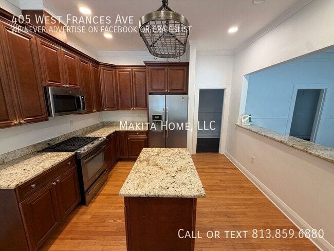 Photo - 405 W Frances Ave