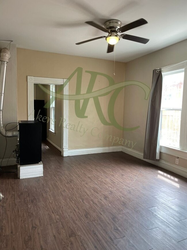 Photo - 1216 Cedar St
