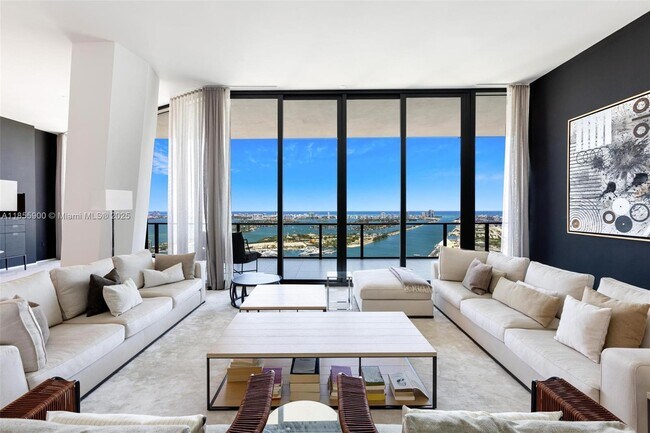 Building Photo - 1000 Biscayne Blvd Unit 4901 Rental