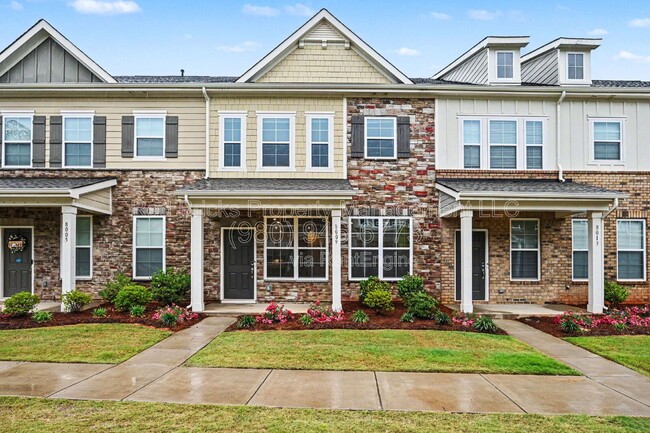 Building Photo - 8009 Whitegrove Rd