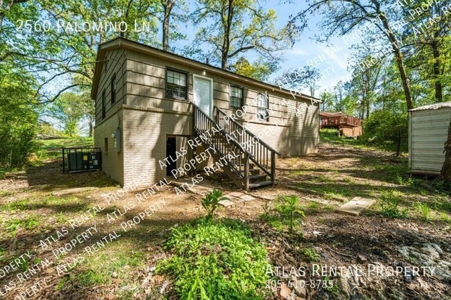 Photo - 2560 Palomino Ln