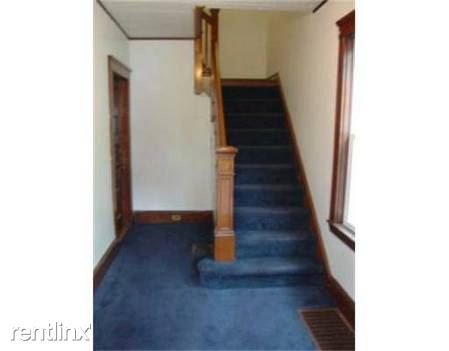 Photo - 2 br, 1 bath Apartment - 43 Imrie Rd