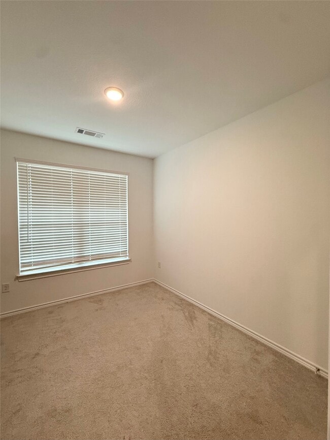 Photo - 15826 Dove Holw Dr