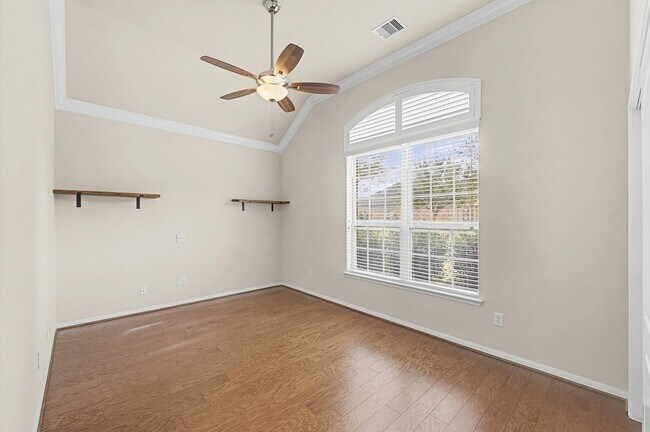 Photo - 15103 Russet Bend Ln