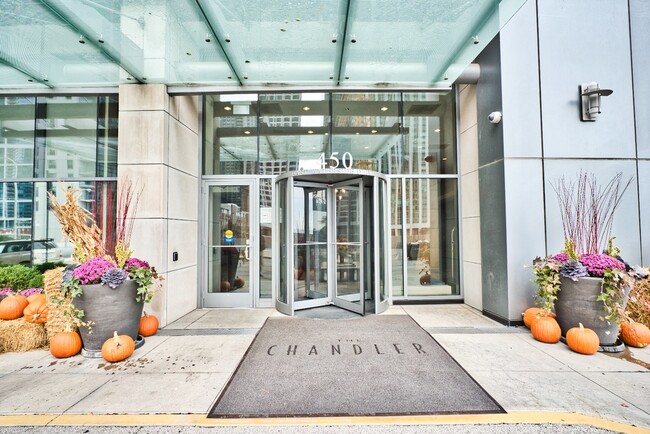 Photo - 450 E Waterside Dr Unit 403