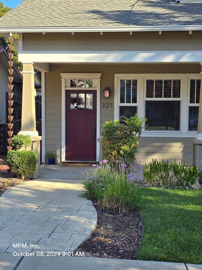 Large 2 bedroom walk to downtown Condo Condo for Rent in Paso Robles