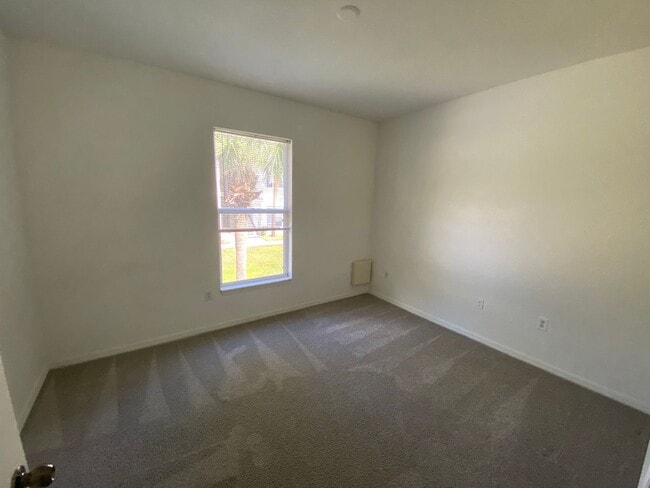 Photo - Two Bedroom Two Bathroom Unit in Southern ...